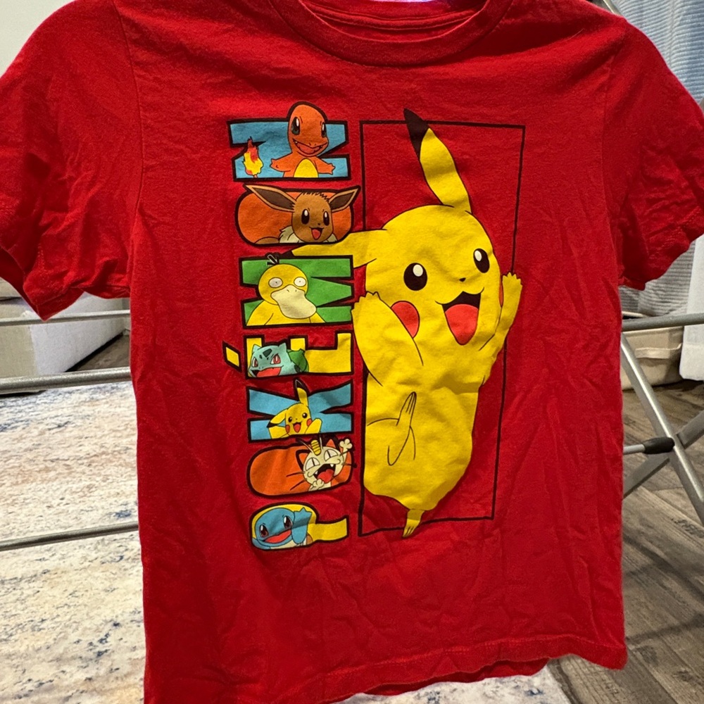 Hybrid & Company Red Pokémon Tee